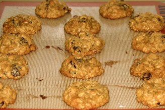 oatmeal cookies, oatmeal raisin cookies, brown butter